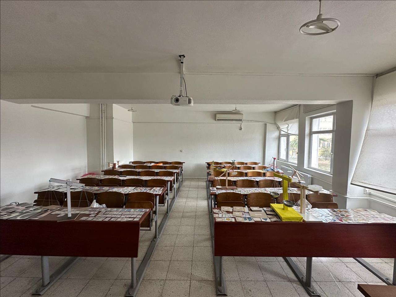 teoriden-uygulamaya-gelecegin-ogretmenlerinden-yenilikci-egitim-materyalleri